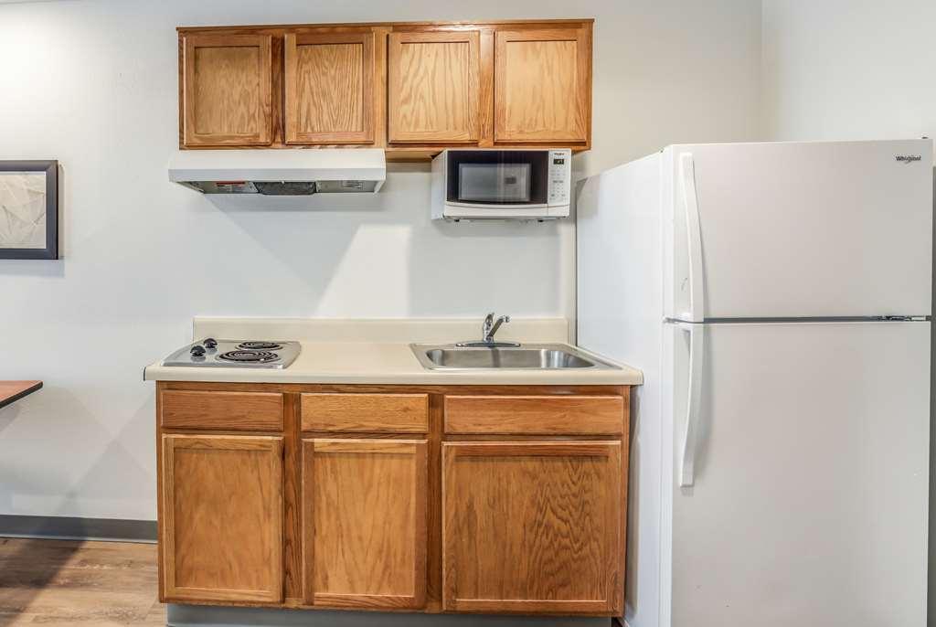 Extended Stay America Select Suites - Tallahassee - East Chambre photo